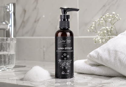 Le savon à base de vitamine C LUMI+ EFFECT