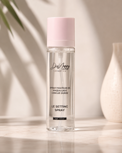 Le spray fixateur de maquillage longue durée
